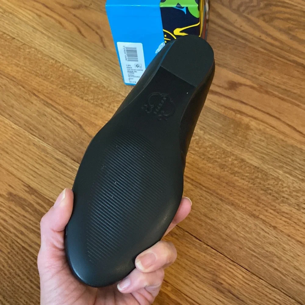 Black with white trim vintage C Wonder ballet flats , never worn - Picture 3 of 4